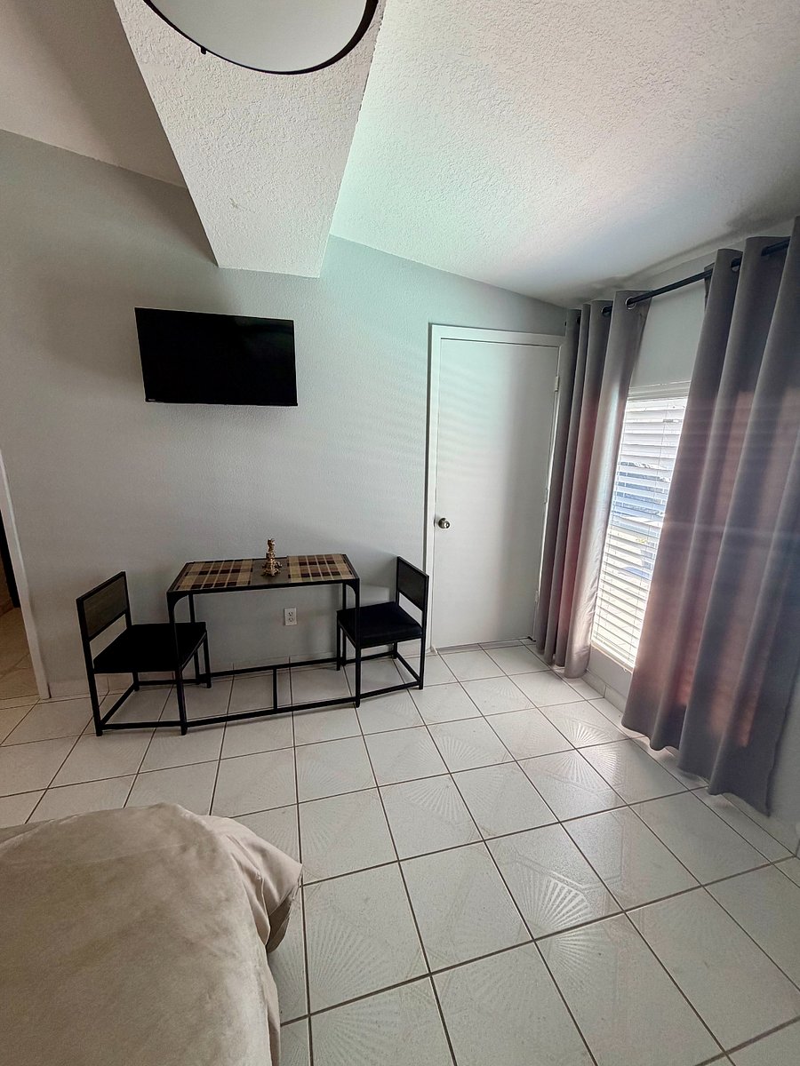 Furnished Finder property 935185_2 photo 8