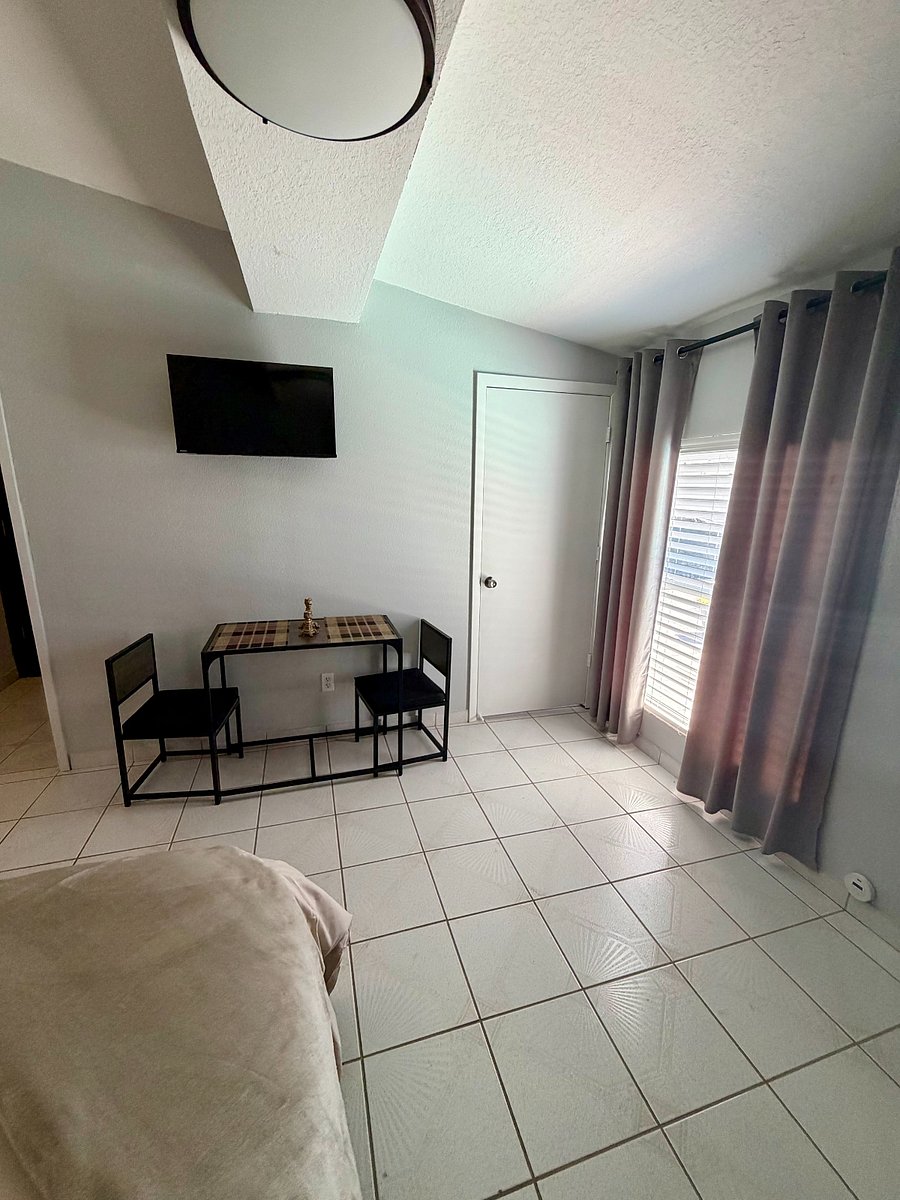 Furnished Finder property 935185_2 photo 9