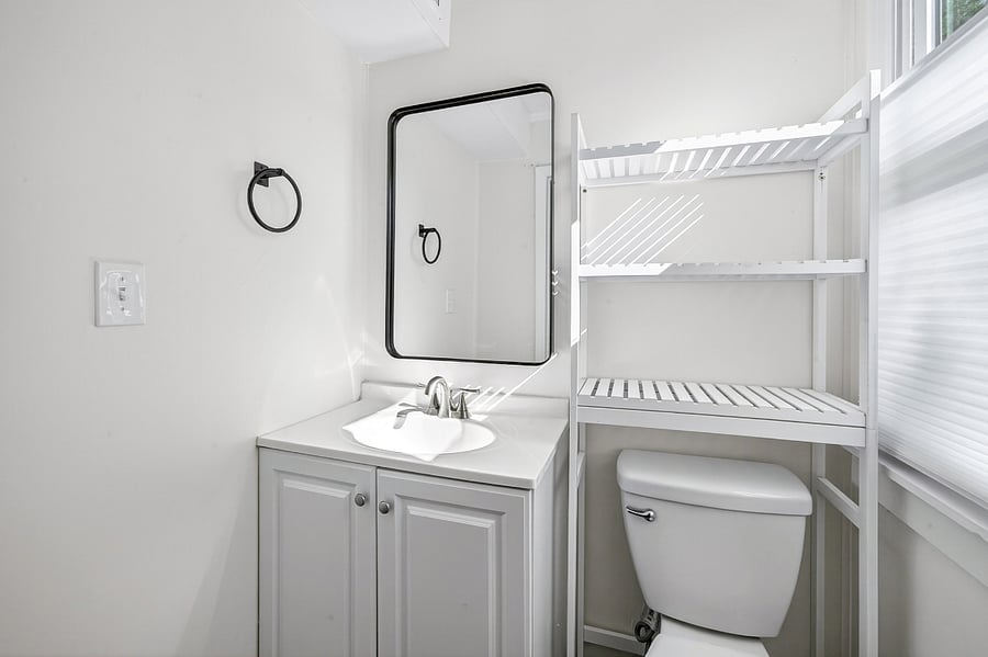 1/2 bath