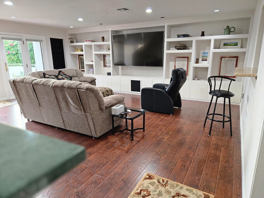 what a great lounging and relaxing space