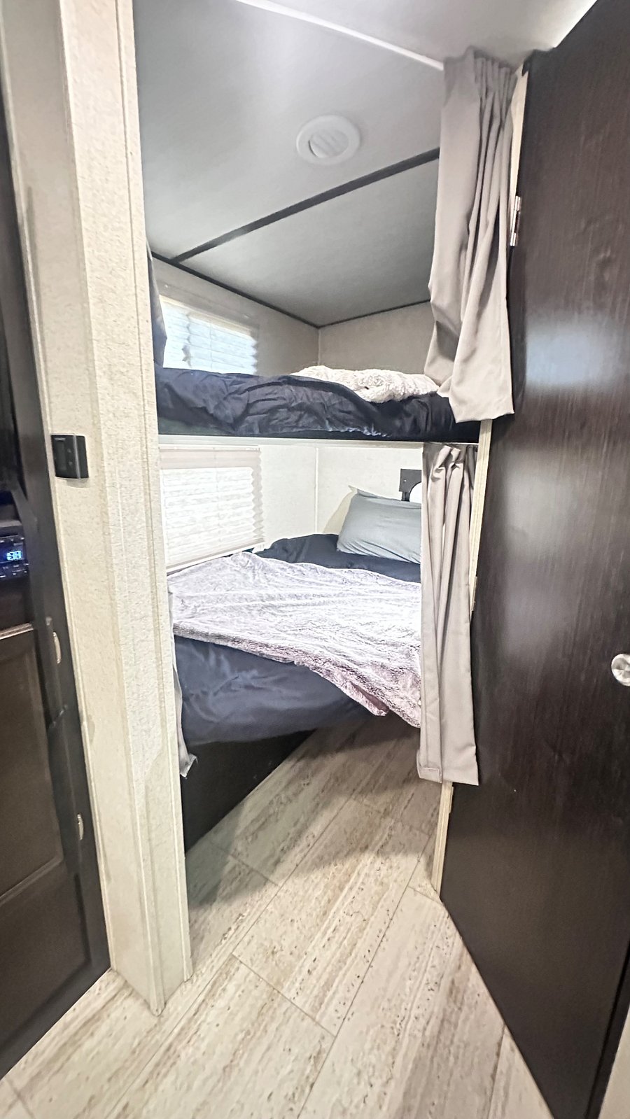 Bunk beds 