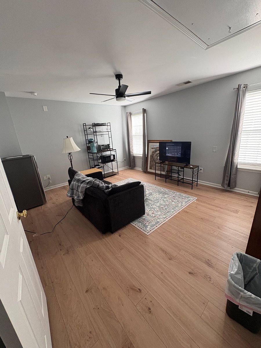 lounge area