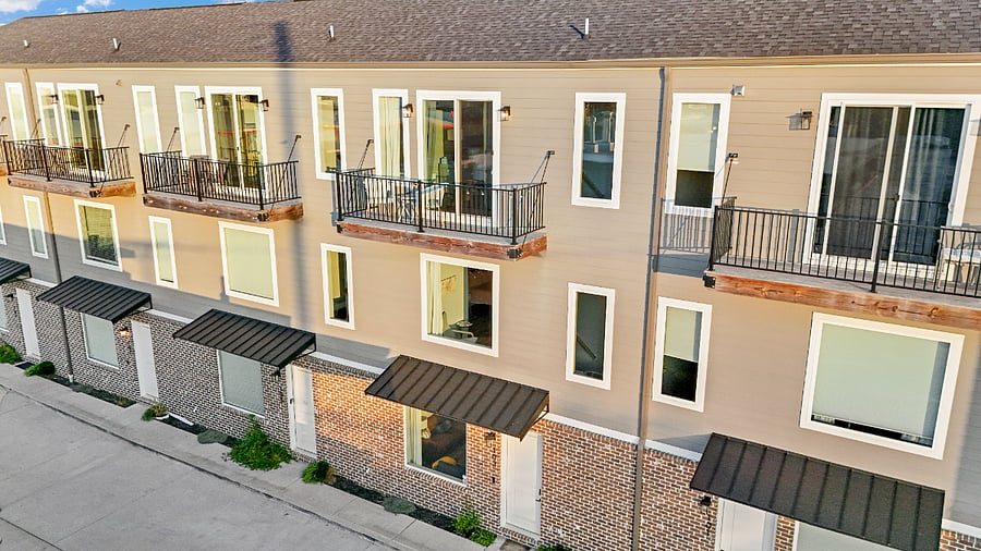 A modern three-story townhouse in Chattanoogas vibrant Southside, offering plenty of space and comfort for an extended stay