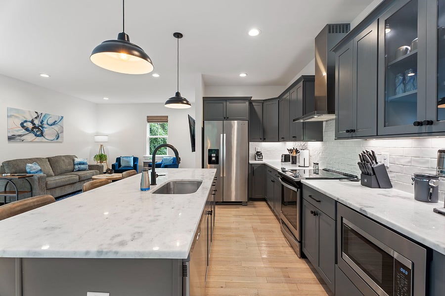 Spacious modern kitchen. 