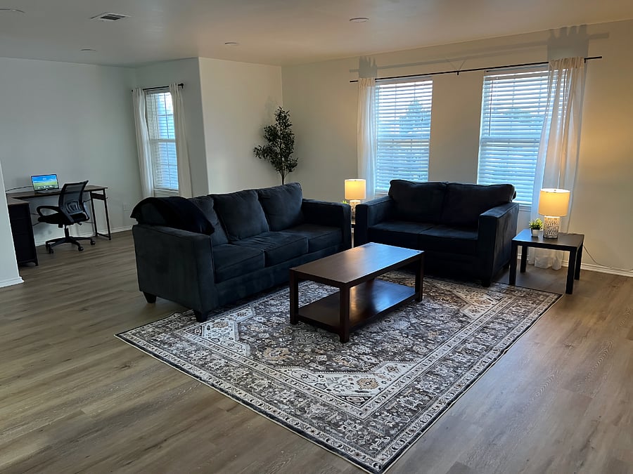 Game Room w/Office Nook