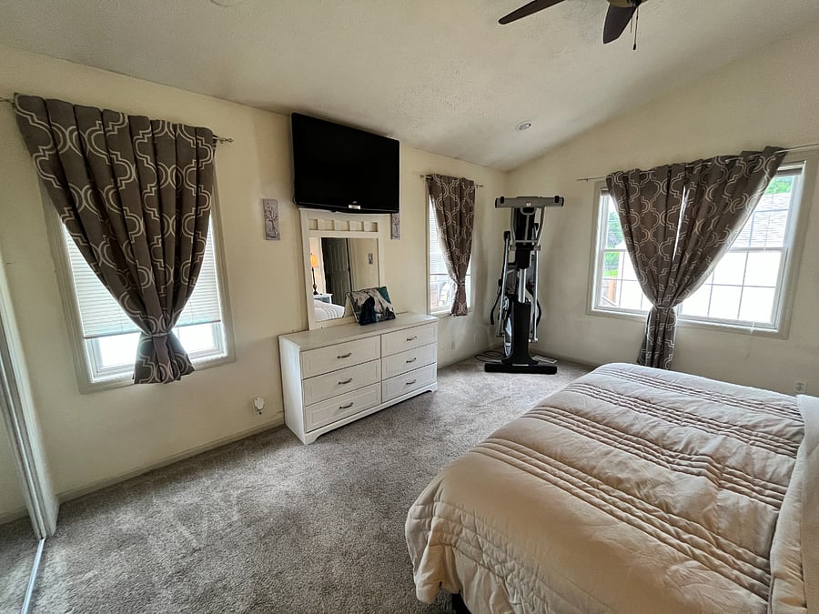 King size bedroom with on suite bathroom