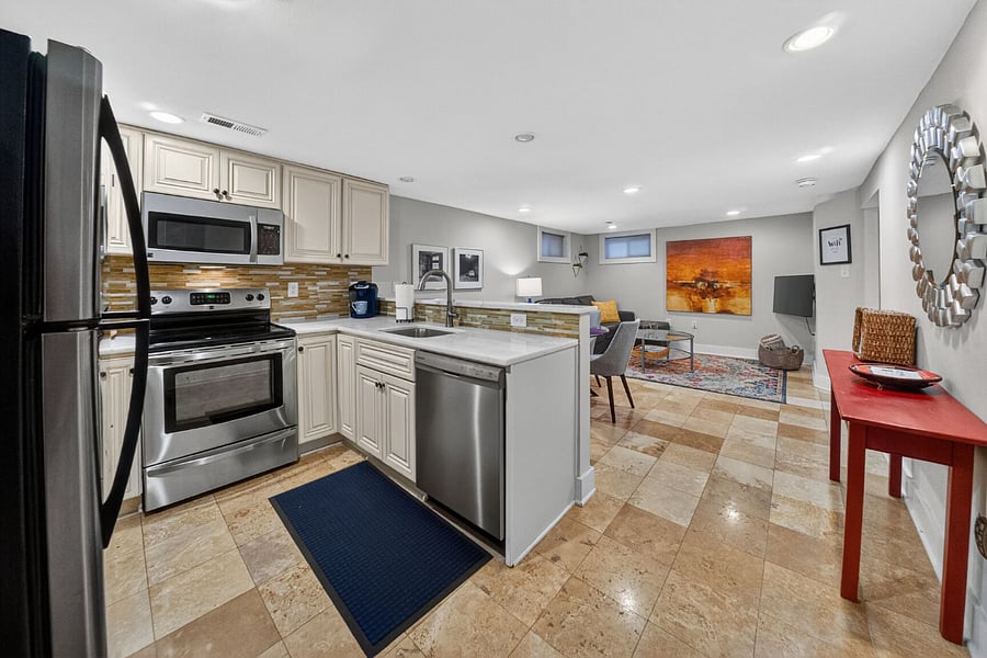 Furnished Finder property 935809_1 photo 9