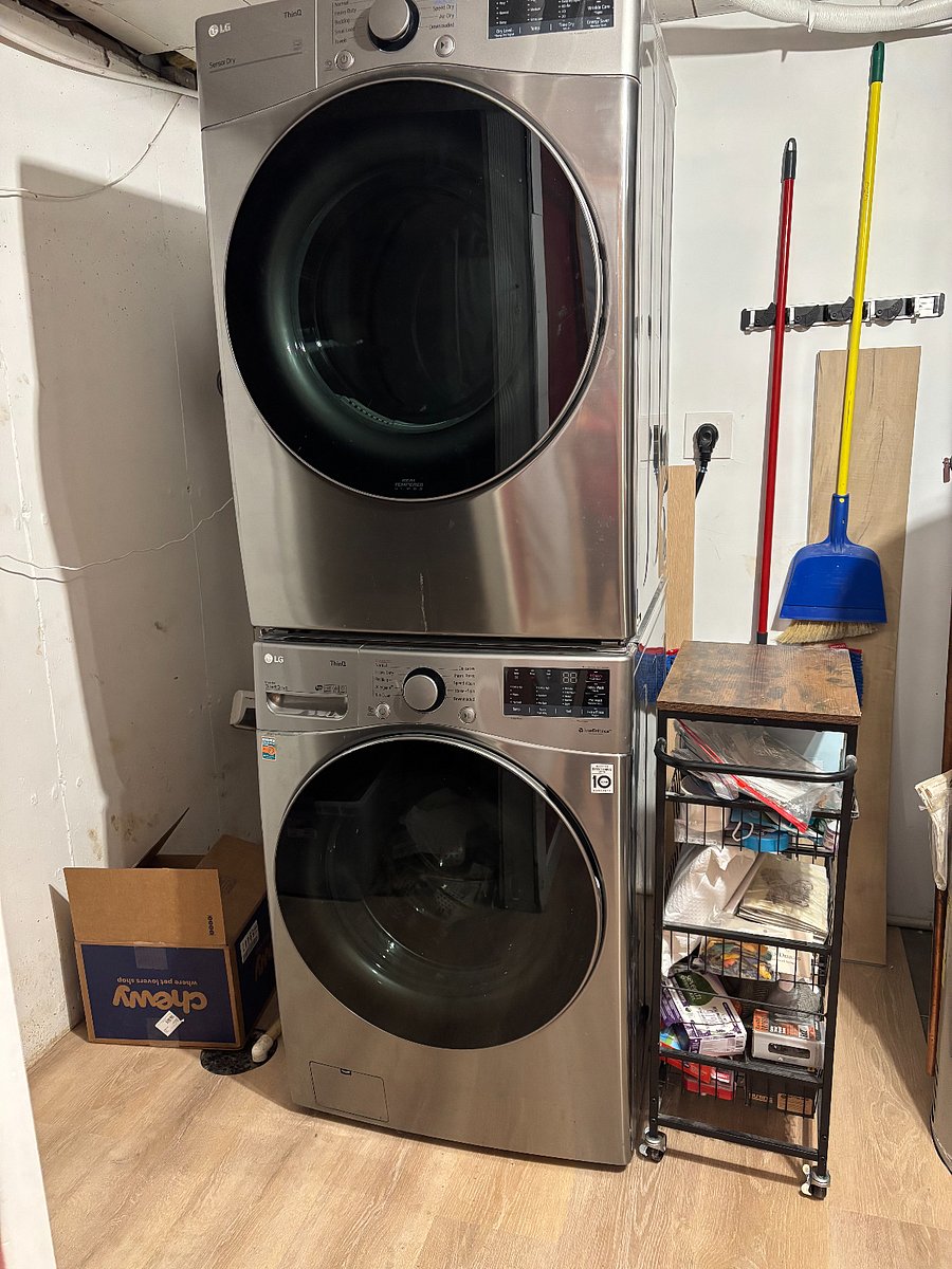 Washer/Dryer is in the basement.