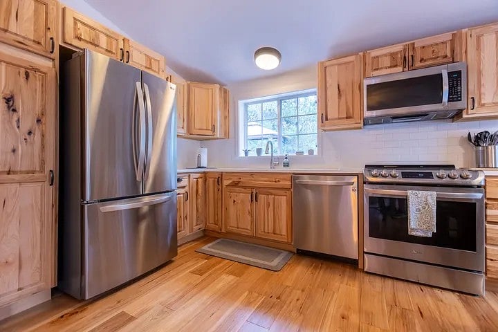 Furnished Finder property 935873_1 photo 3