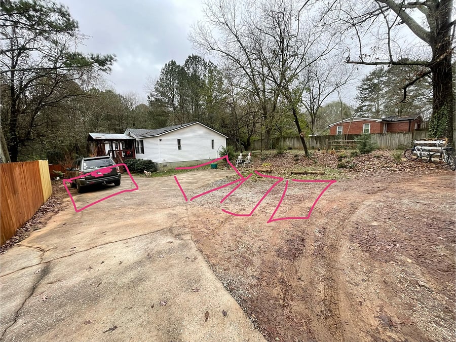 Park wherever youd like! 4 spots down by the house and overflow parking to the far right on our extra driveway that circles around the shed and back to the main gravel driveway. 