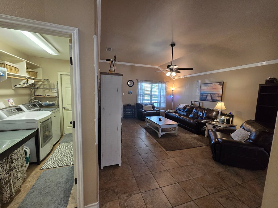 Furnished Finder property 935954_1 photo 21