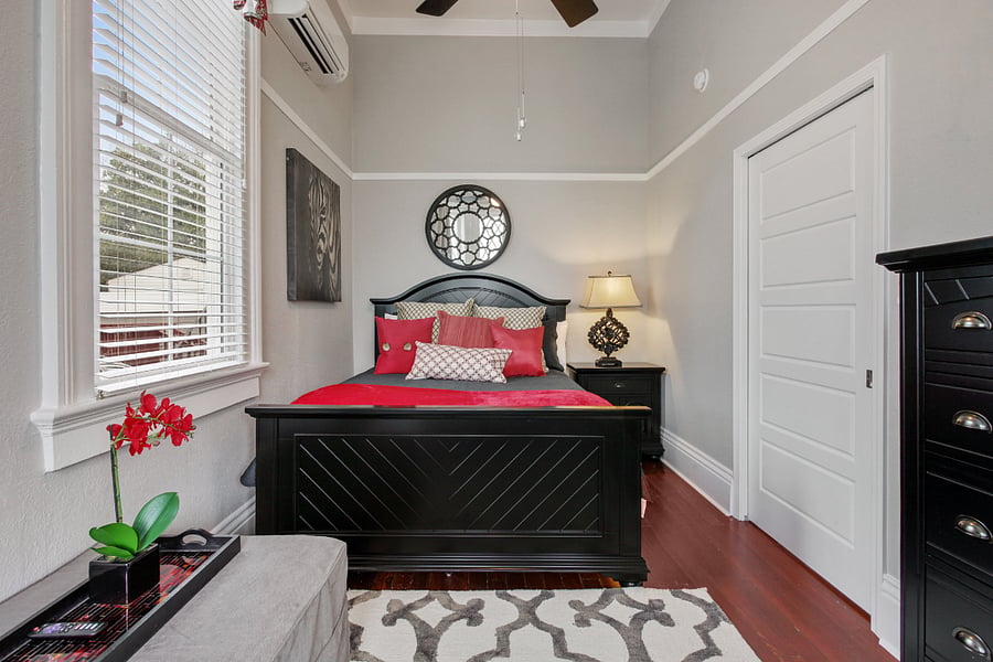 Queen Bedroom