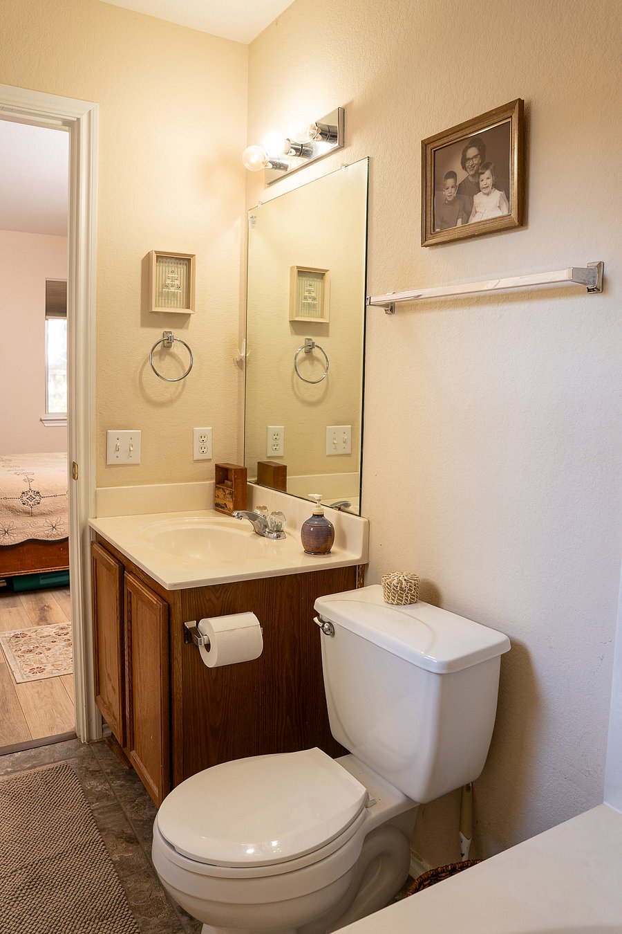 Primary ensuite Bath