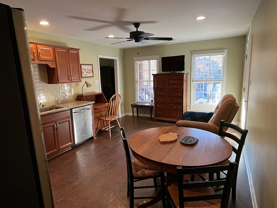 Furnished Finder property 936036_1 photo 9