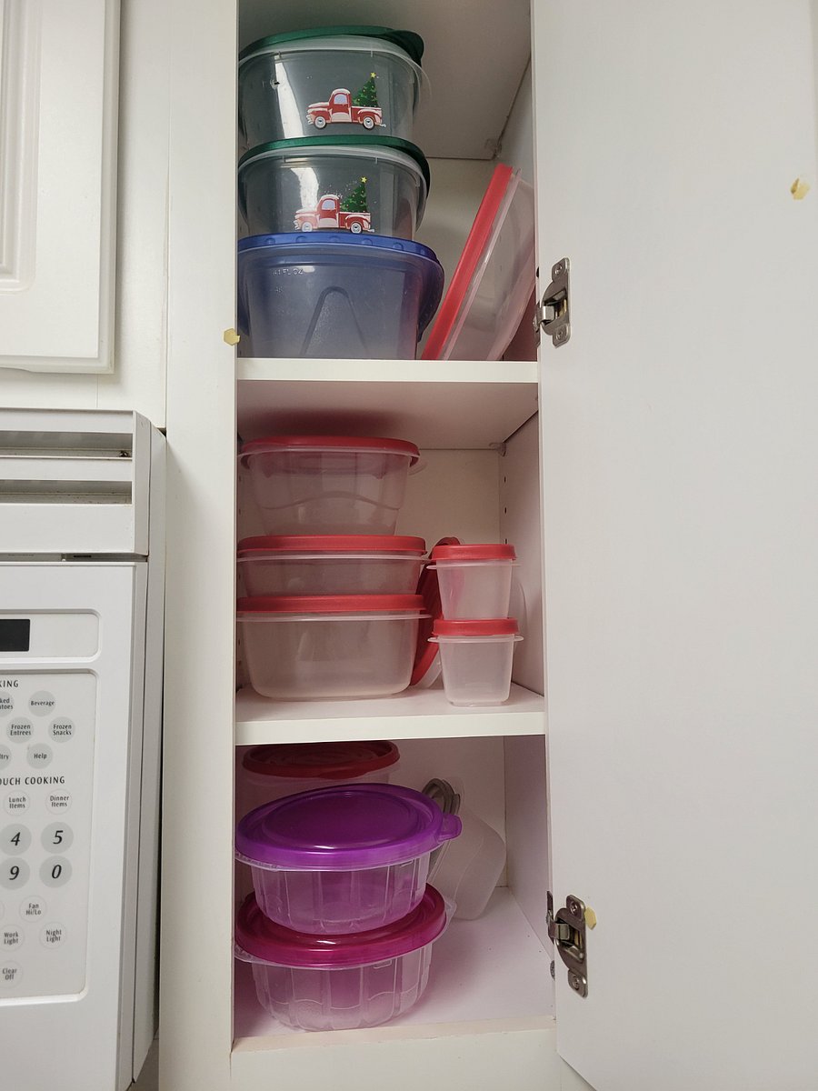 Kitchen - Storage containers