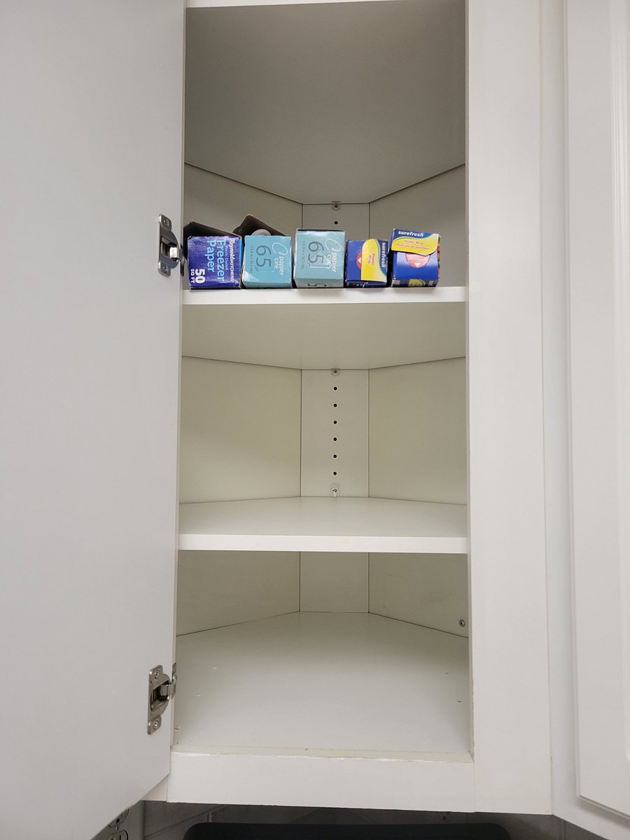 Kitchen - Cabinet