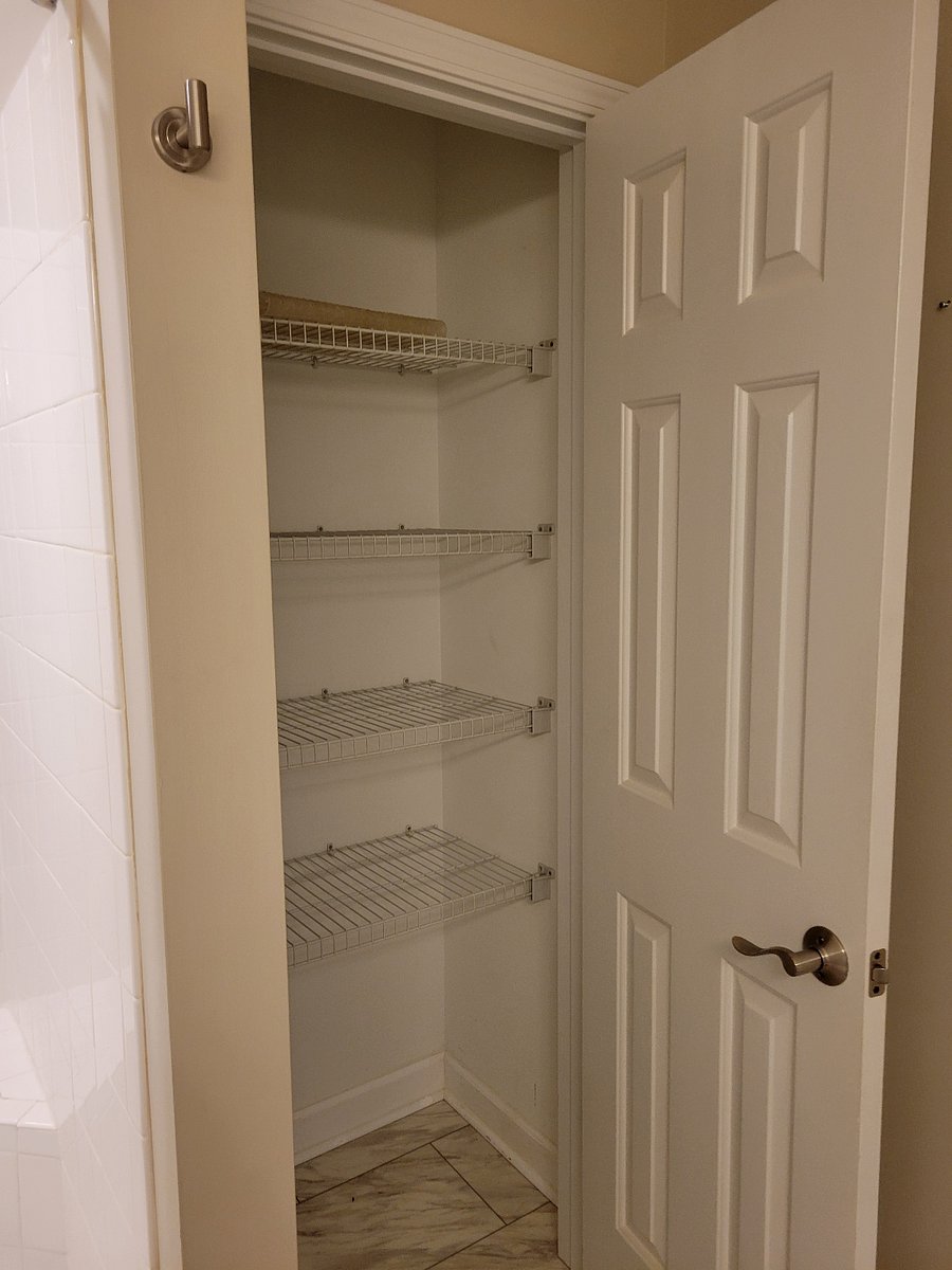 BR 1 - linen closet