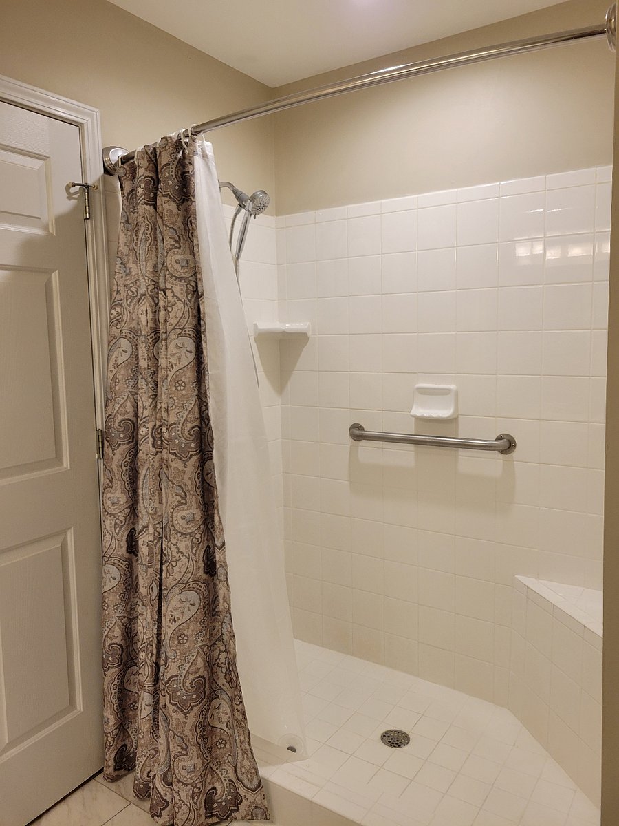 BR 1 - shower