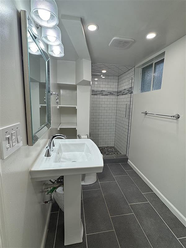 Furnished Finder property 936092_1 photo 33
