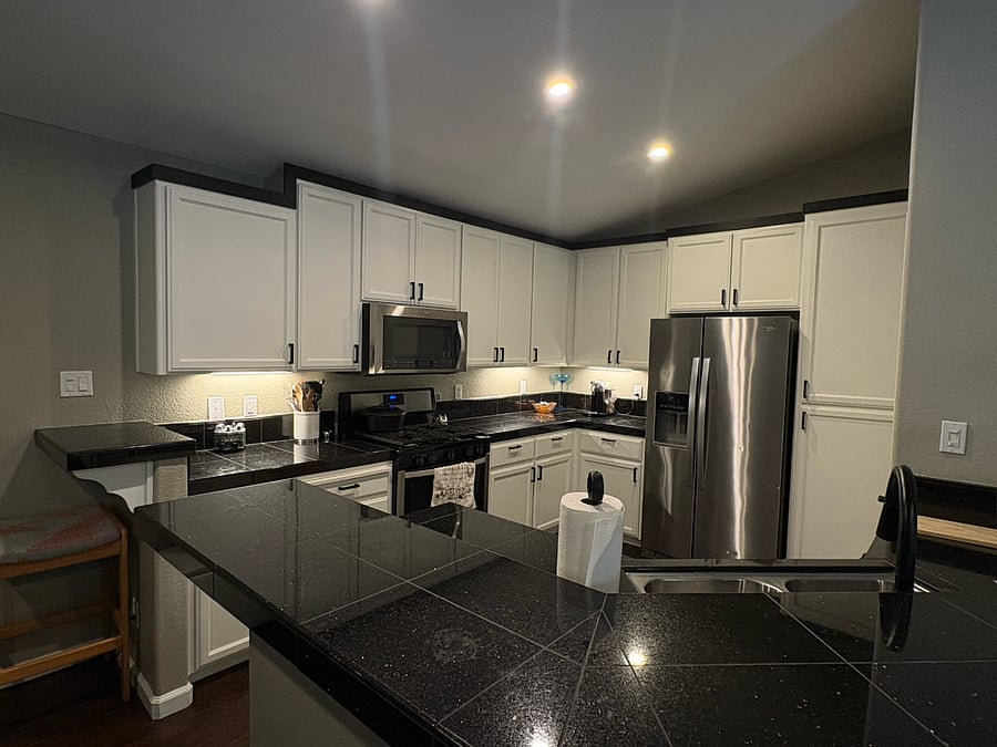 Full recently Remodeled Kitchen
