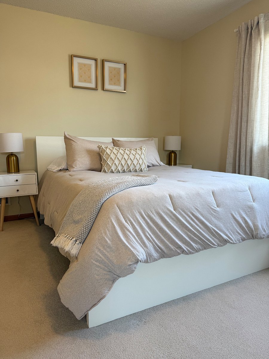 Bedroom #1