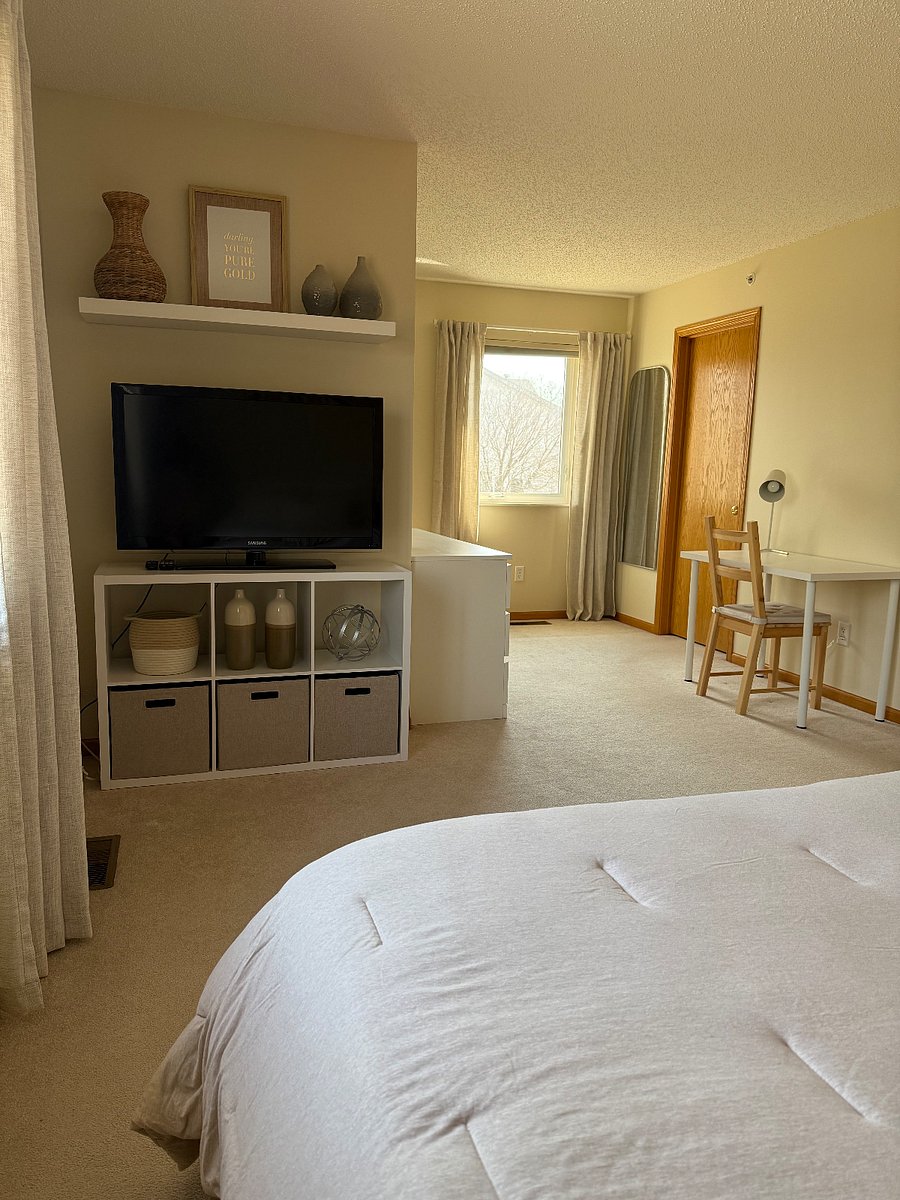 Bedroom #1
