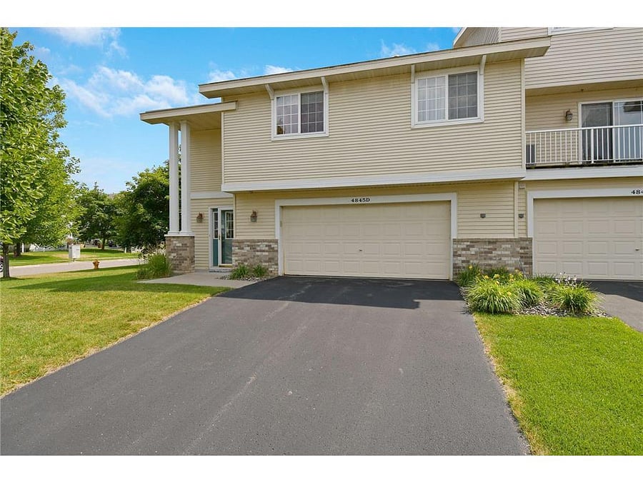 Exterior - Driveway