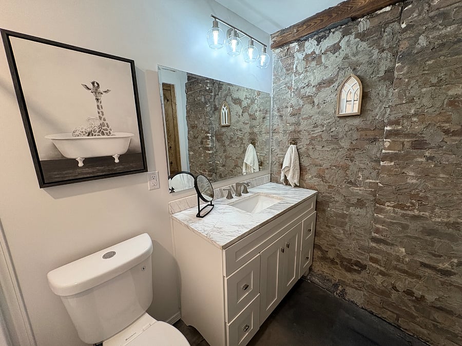 Private En Suite for bedroom 1