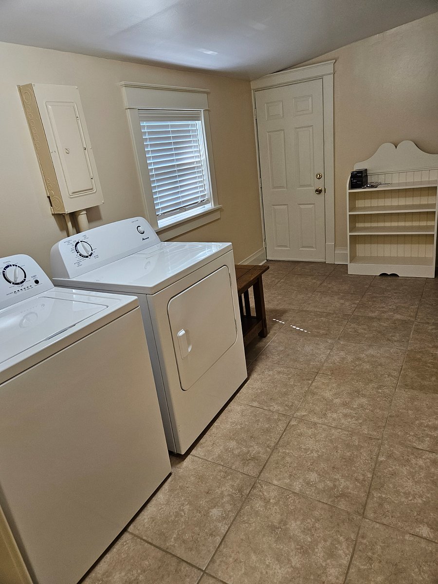 Furnished Finder property 936394_1 photo 26