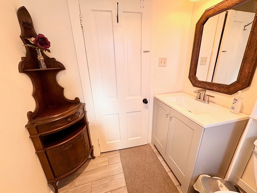 The upstairs vanity with extra storage. 