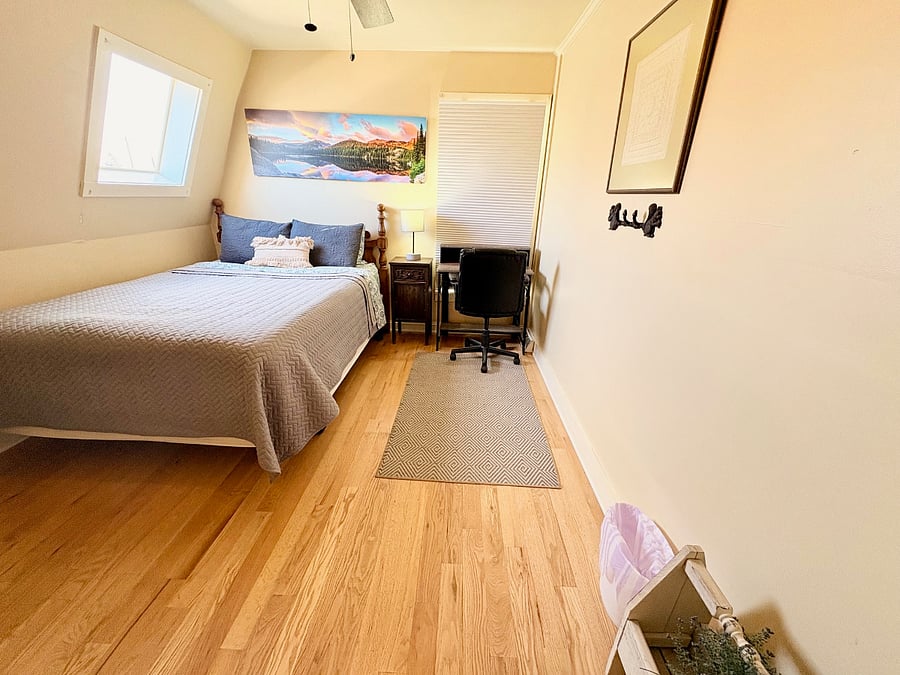 Queen bedroom #4 with closet and workstation