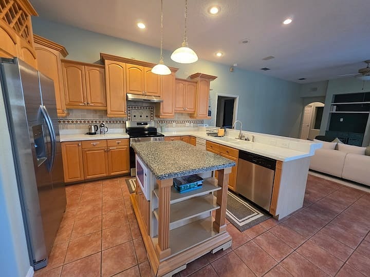 Furnished Finder property 936506_1 photo 6