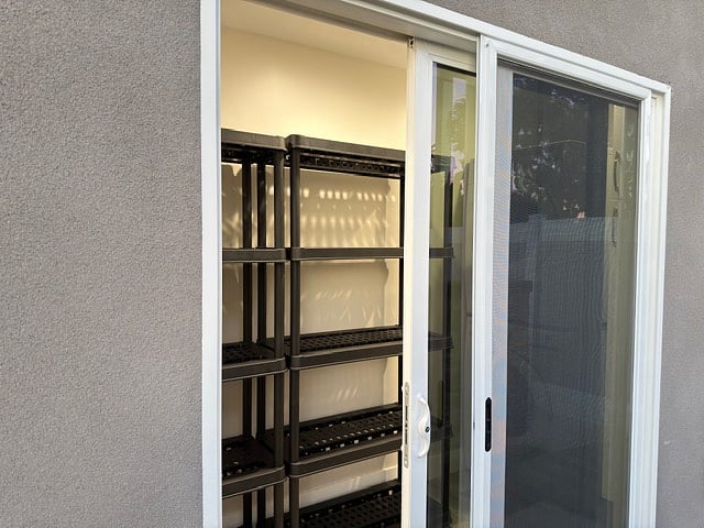 Storage/Laundry