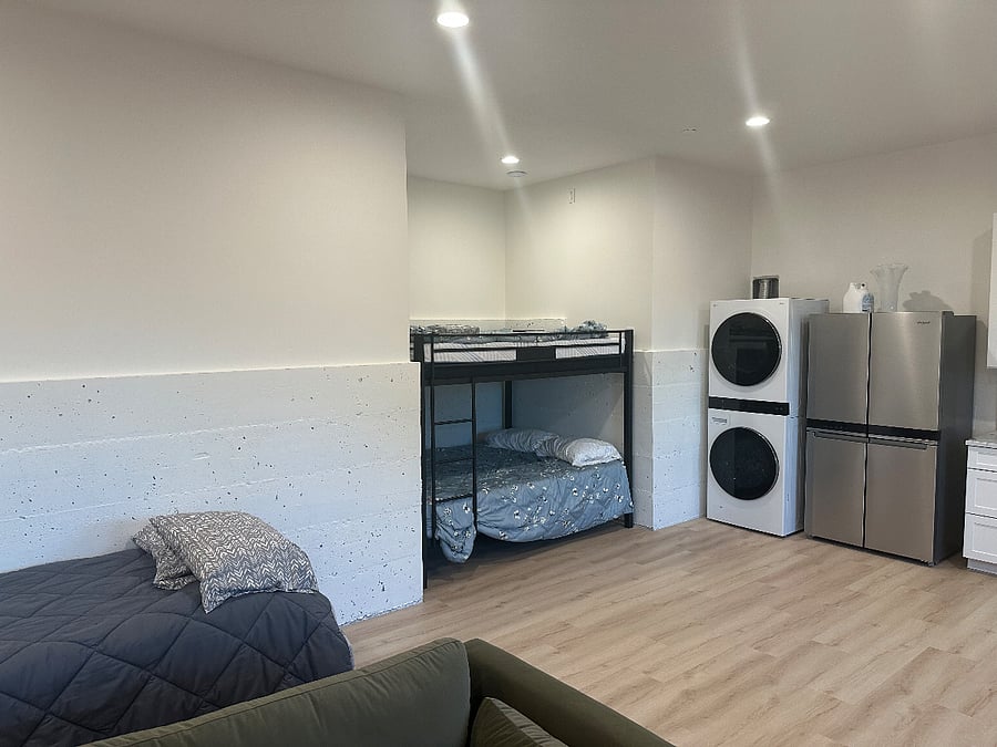 Sleeping area, wash tower and fridge