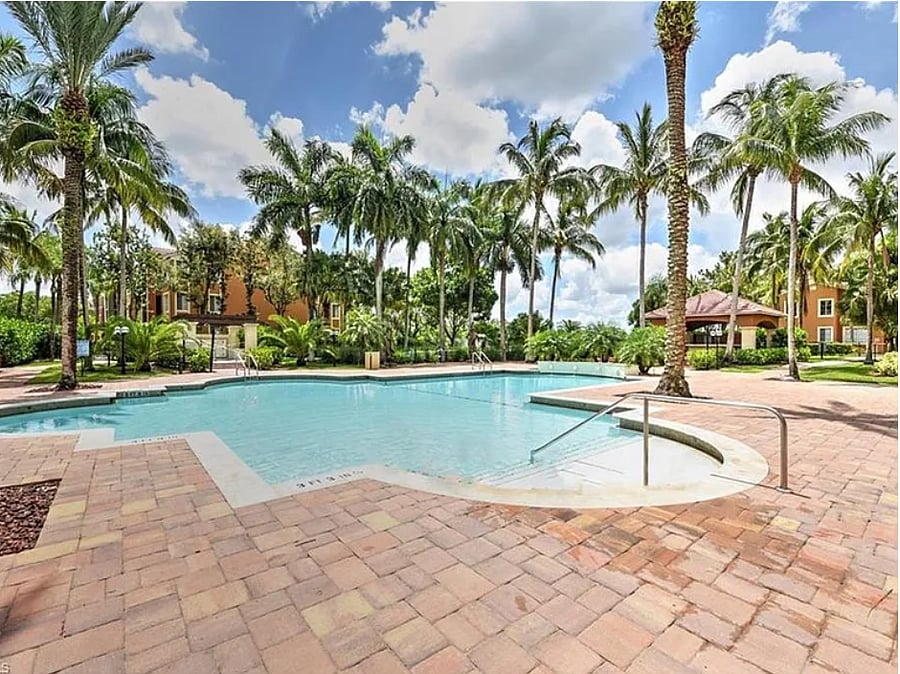 Furnished Finder property 936527_1 photo 11