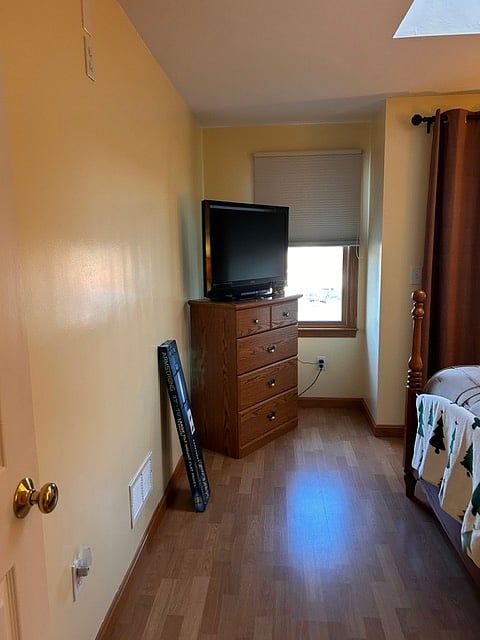 Bedroom. 