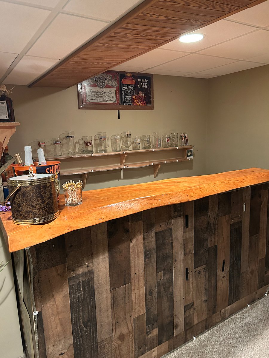 The Bar!