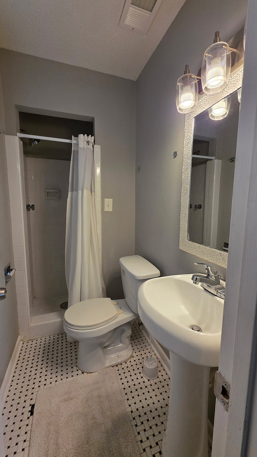 Furnished Finder property 936629_1 photo 13
