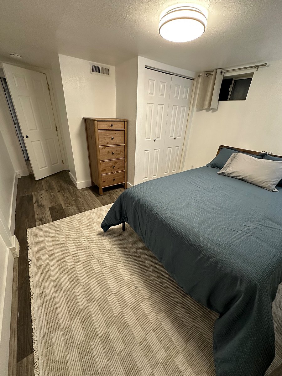 bedroom 4 (private), basement