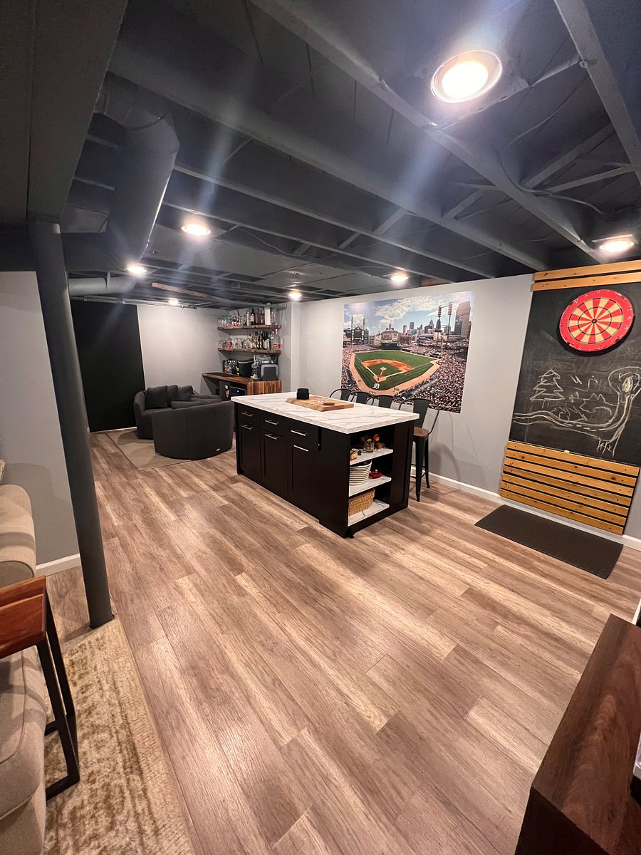 Large basement space for hosting/entertaining.