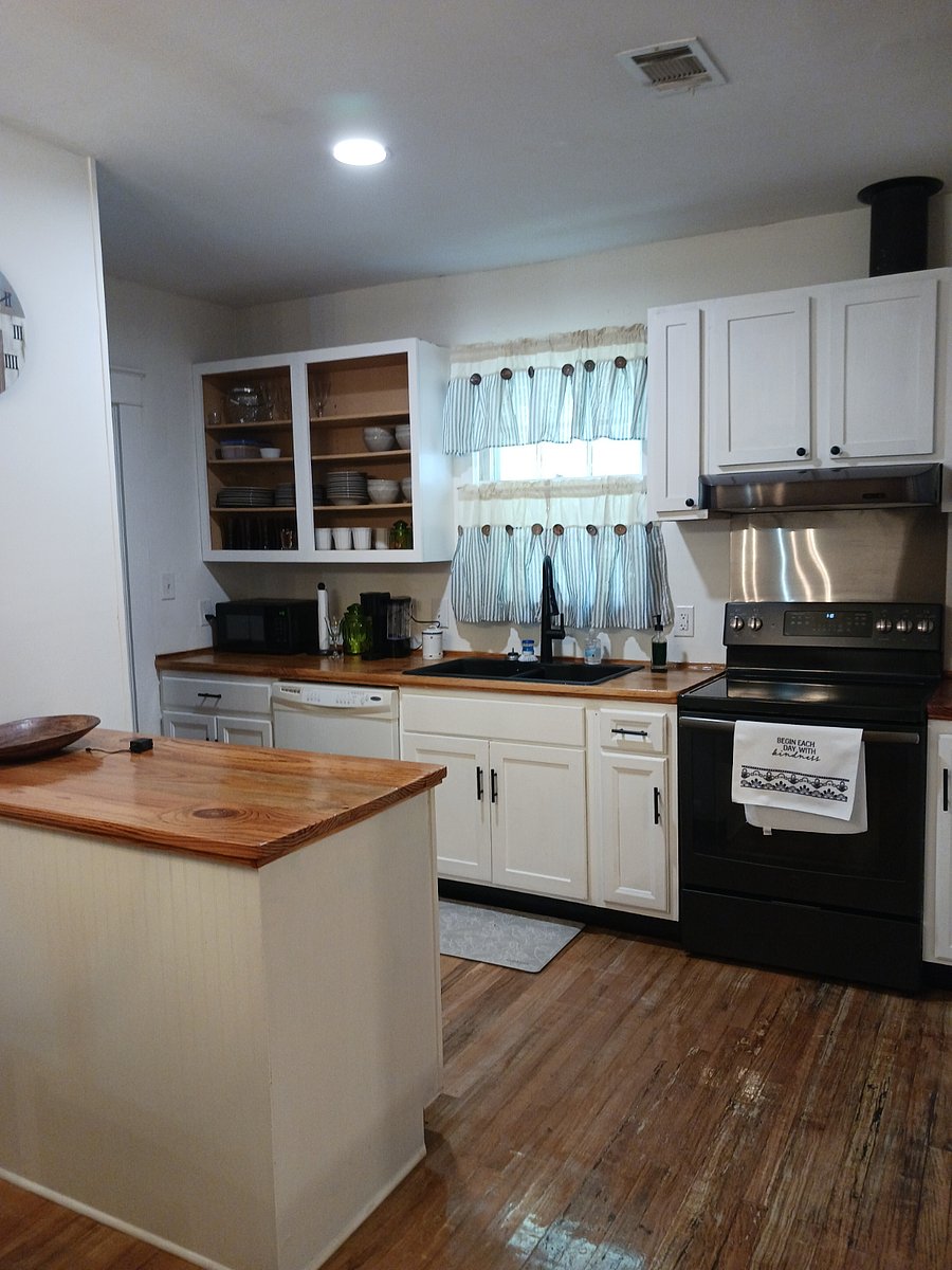 Furnished Finder property 936859_1 photo 9