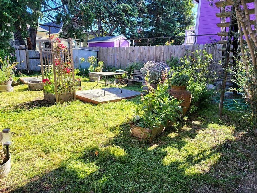 Quiet backyard with outdoor seating  ideal for relaxing after long shifts.
