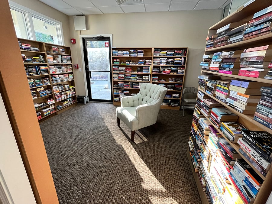 Small library, within walking distance to condo.