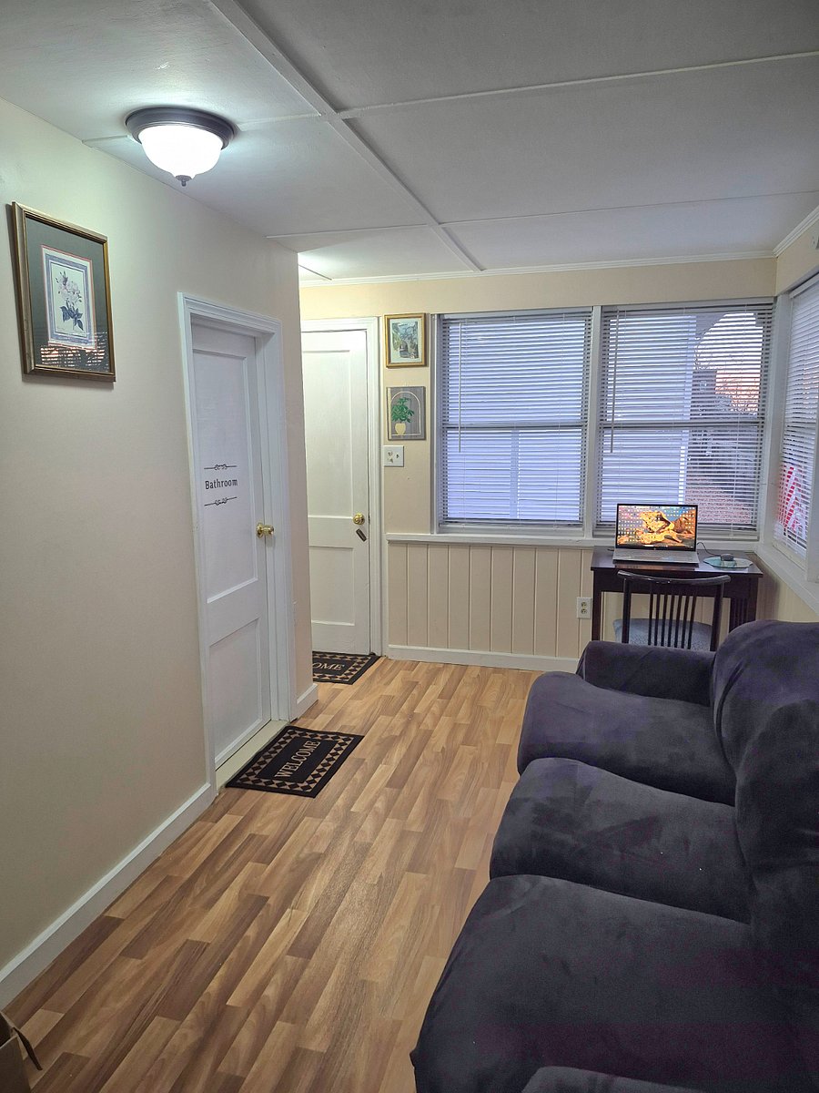 Furnished Finder property 936933_3 photo 35