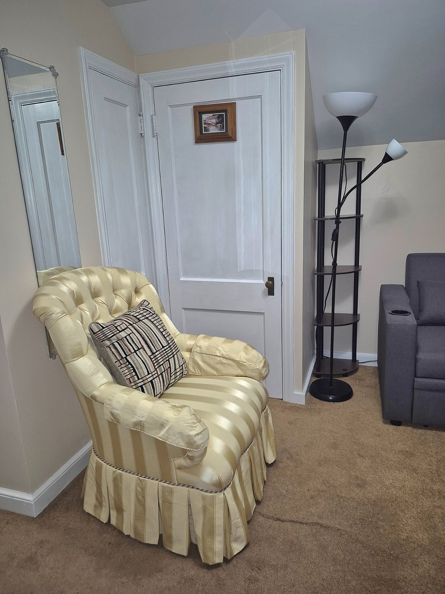 Furnished Finder property 936933_3 photo 24