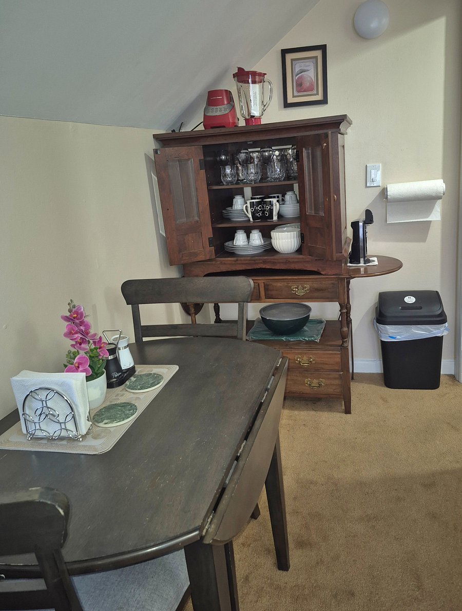 Furnished Finder property 936933_3 photo 17