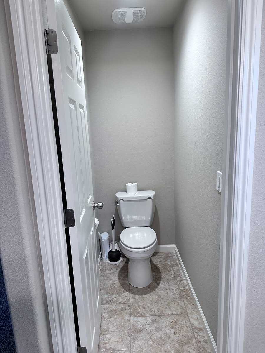 Furnished Finder property 936941_1 photo 9