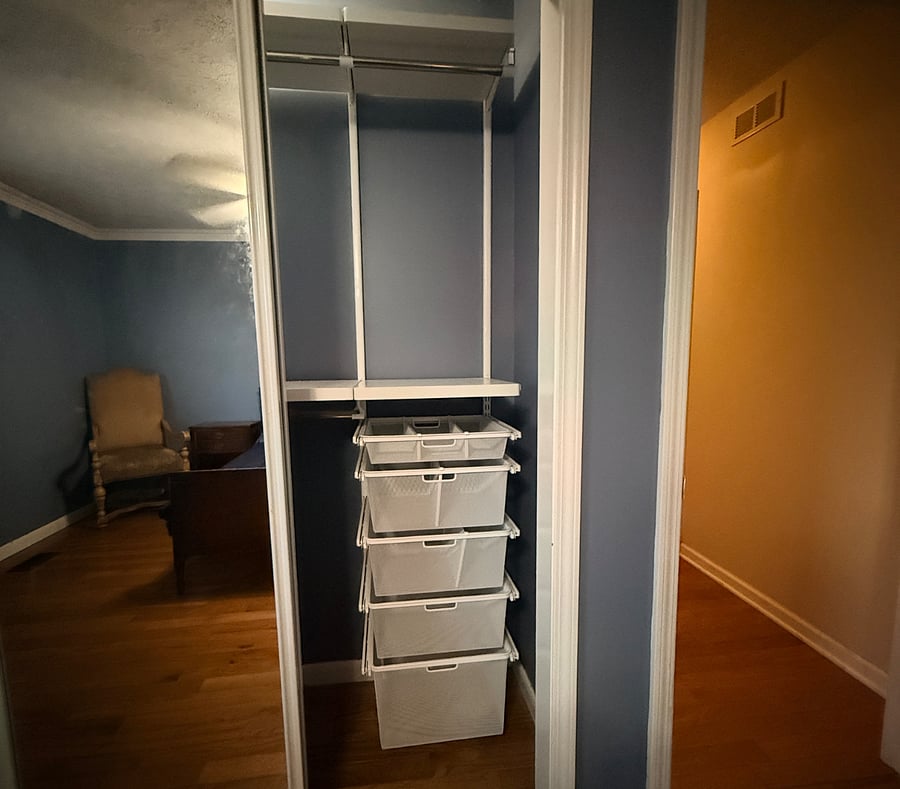 Room #6, Custom Closet #1