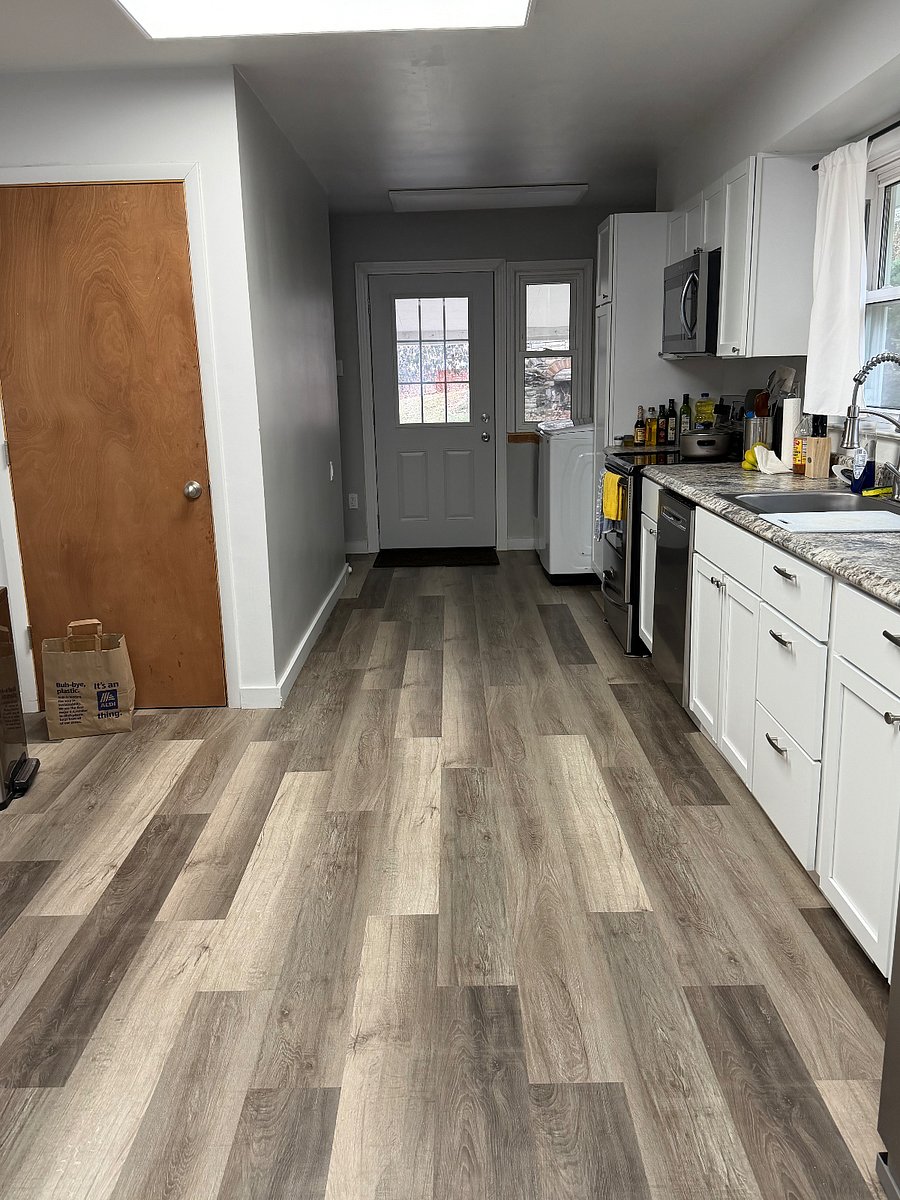 Kitchen & laundry