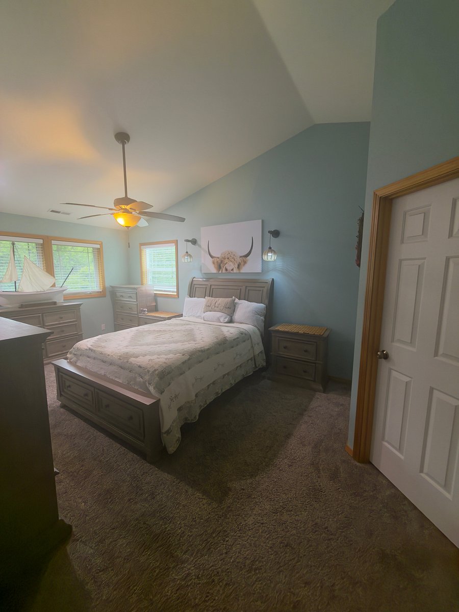 Master bed 3